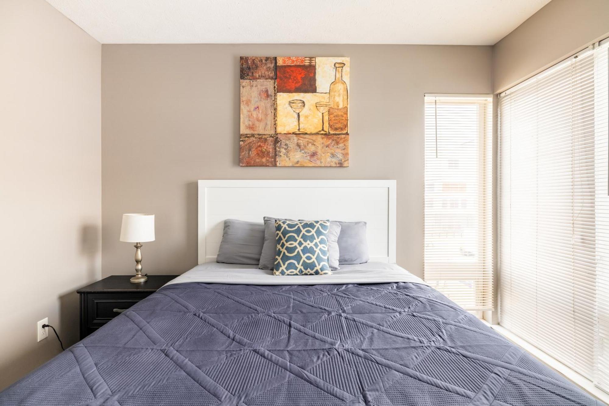 Luxury Downtown Townhome Private Garage Unit 9 Villa *